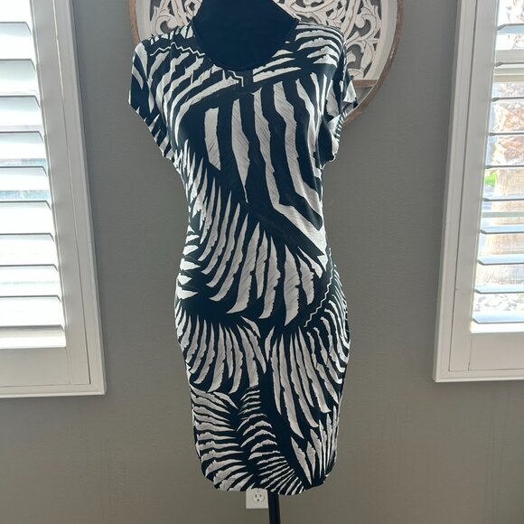 Just Cavalli Dress Fitted Bodycon Black & White Striped Midi Animal Pattern - Picture 2 of 11